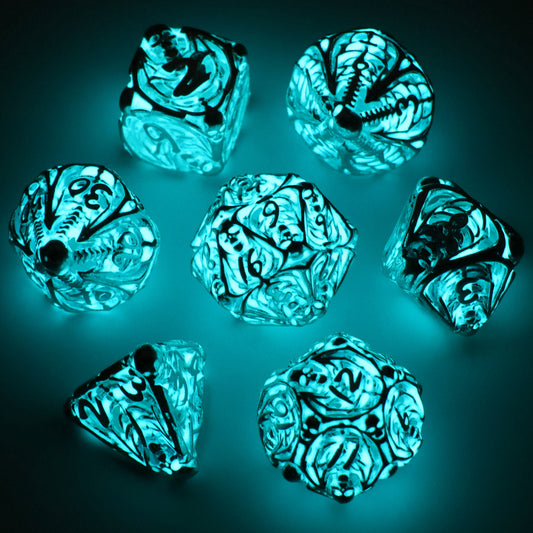 Luminous Skull Dice Set